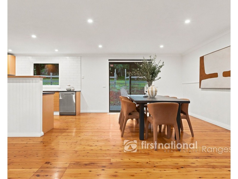 19 View Hill Road, Cockatoo VIC 3781