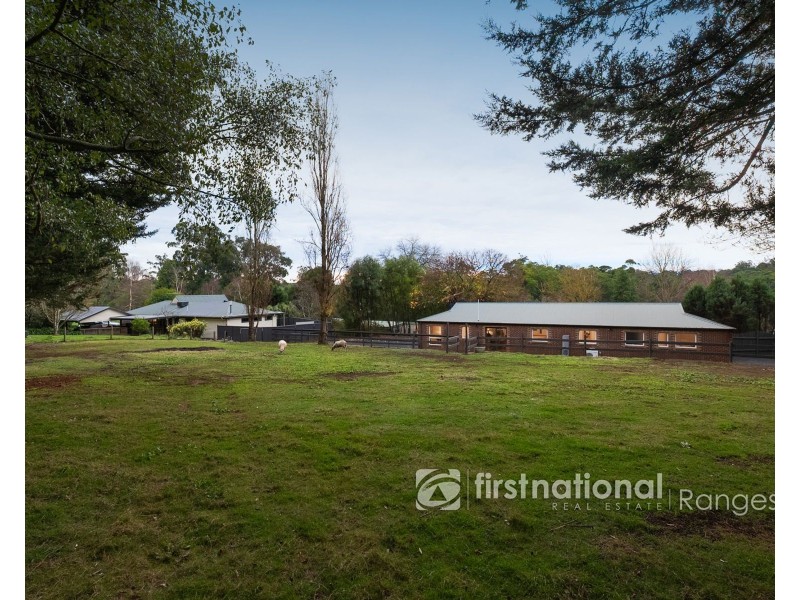 19 View Hill Road, Cockatoo VIC 3781