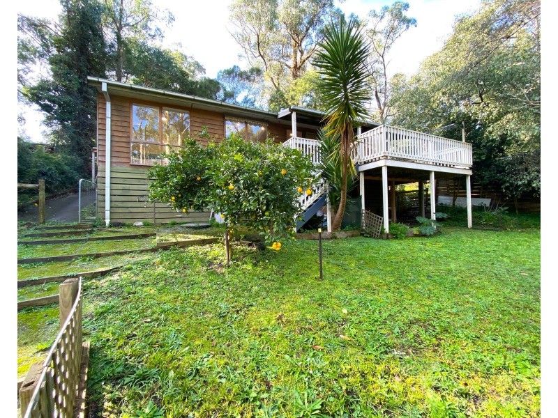 49 Caroline Avenue, Cockatoo VIC 3781