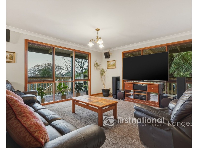45 Kilvington Drive, Emerald VIC 3782