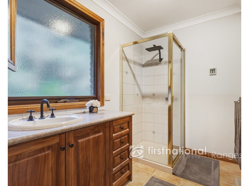 45 Kilvington Drive, Emerald VIC 3782