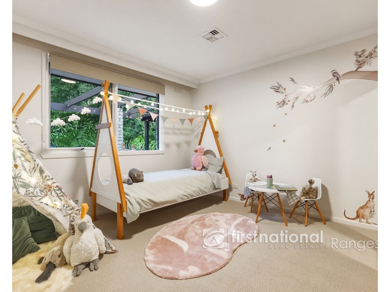 18 Royal Street, Upper Ferntree Gully VIC 3156