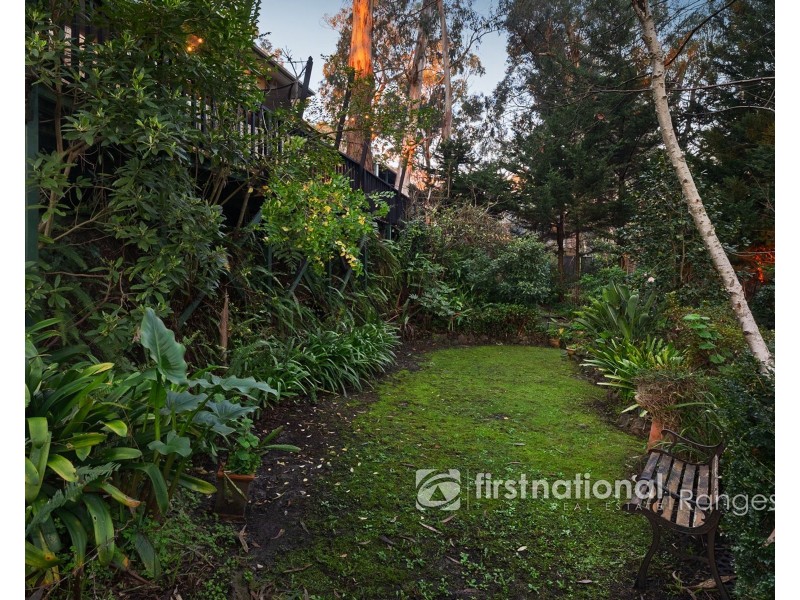 18 Royal Street, Upper Ferntree Gully VIC 3156