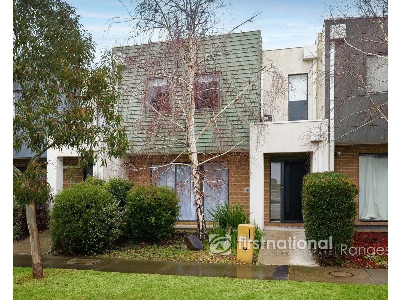 27 Kosciuszko Circuit, Clyde VIC 3978