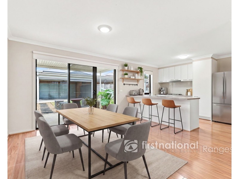 27 Kosciuszko Circuit, Clyde VIC 3978