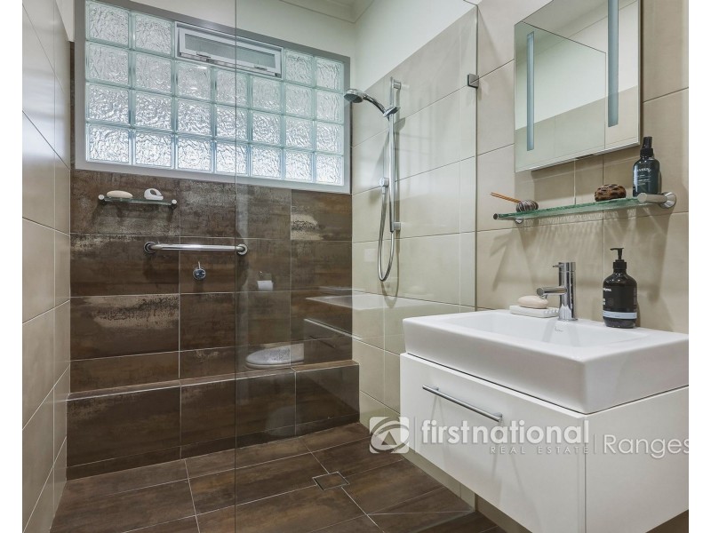 28 Griffiths Road, Upwey VIC 3158