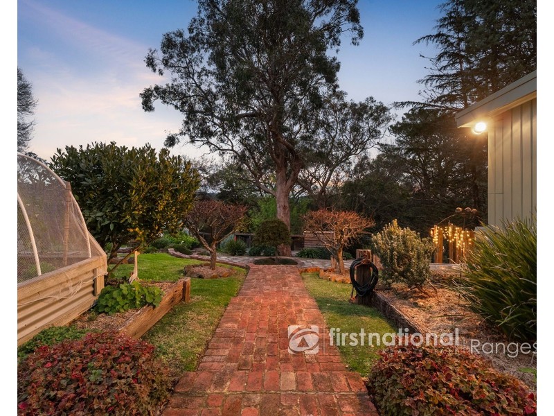 28 Griffiths Road, Upwey VIC 3158