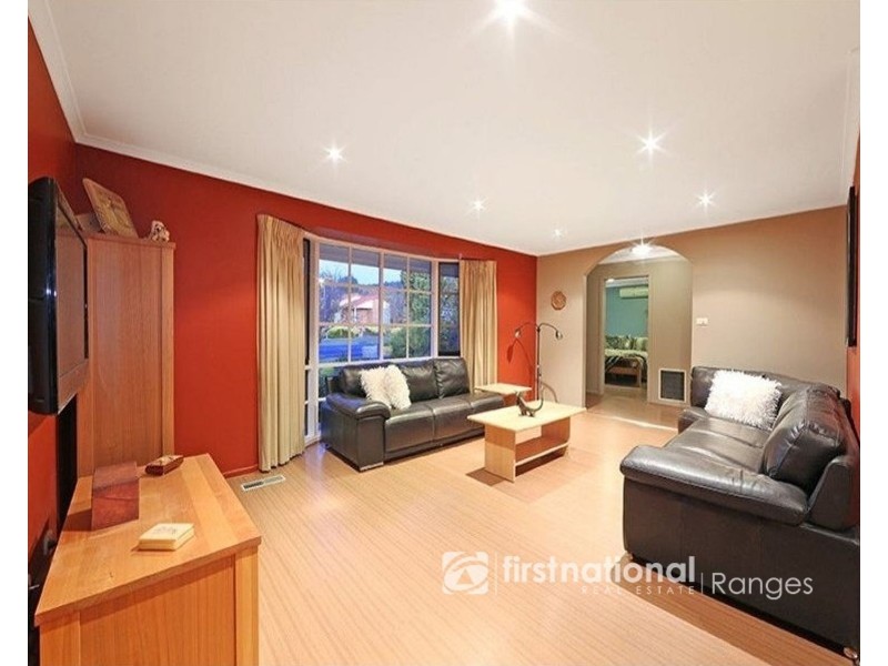 294 Dandelion Drive, Rowville VIC 3178