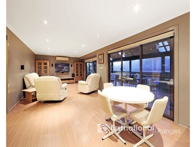 294 Dandelion Drive, Rowville VIC 3178