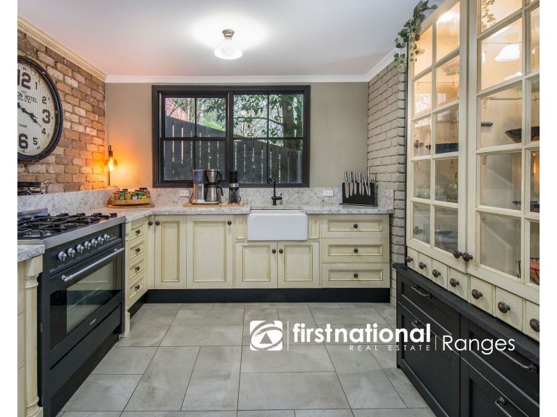 5 Johns Road, Selby VIC 3159