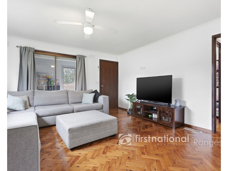 10 Caroline Avenue, Cockatoo VIC 3781