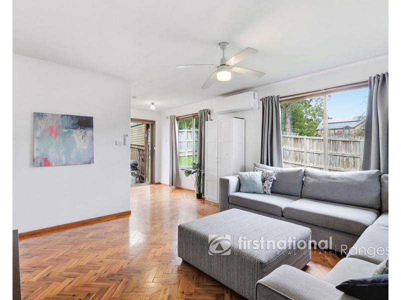 10 Caroline Avenue, Cockatoo VIC 3781