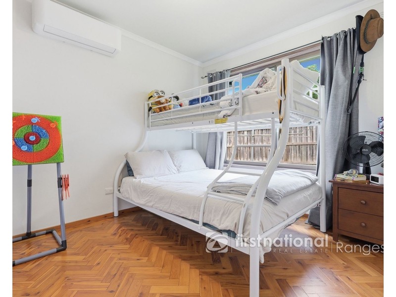 10 Caroline Avenue, Cockatoo VIC 3781