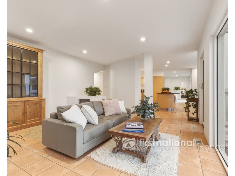 335 Evans Road, Cockatoo VIC 3781