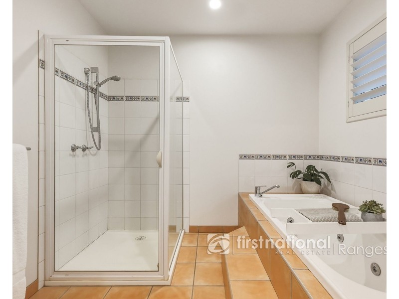 335 Evans Road, Cockatoo VIC 3781