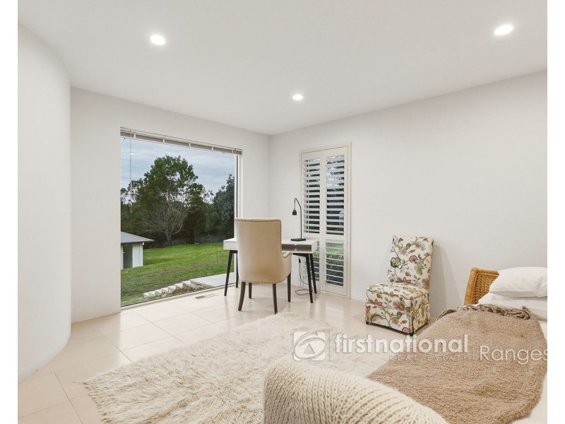 335 Evans Road, Cockatoo VIC 3781