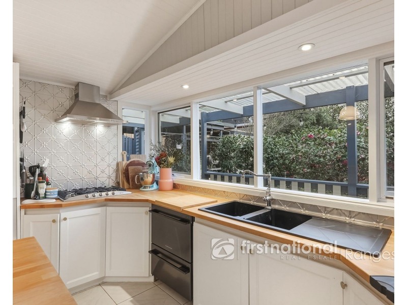 66 Mast Gully Road, Upwey VIC 3158
