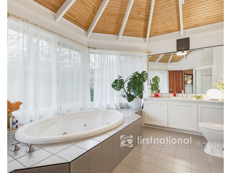 66 Mast Gully Road, Upwey VIC 3158