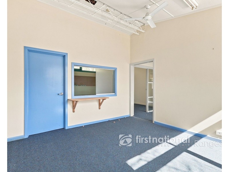 6 Rainy Hill Road, Cockatoo VIC 3781