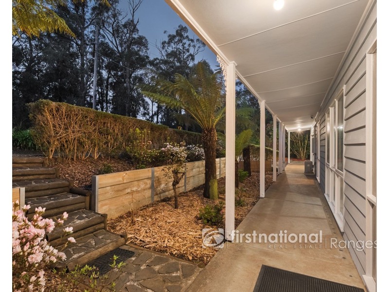 31 Bailey Road, Cockatoo VIC 3781