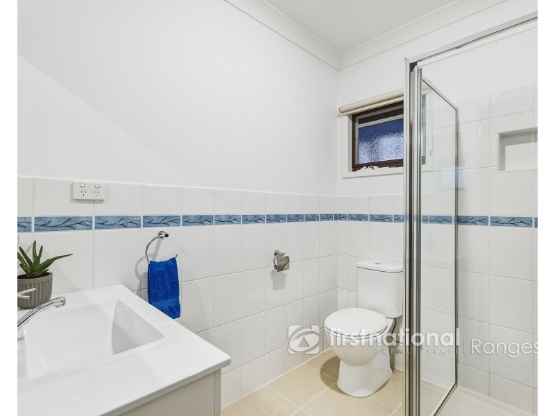 31 Bailey Road, Cockatoo VIC 3781