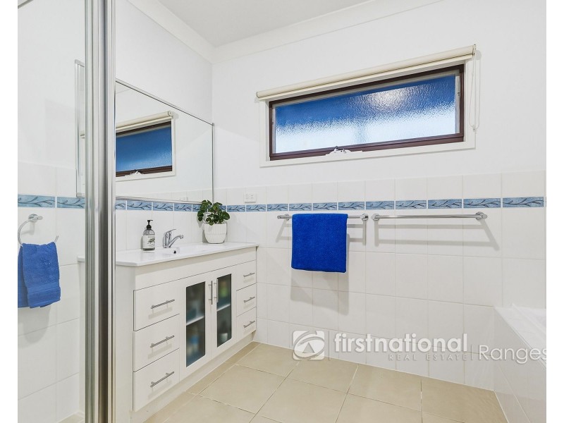 31 Bailey Road, Cockatoo VIC 3781