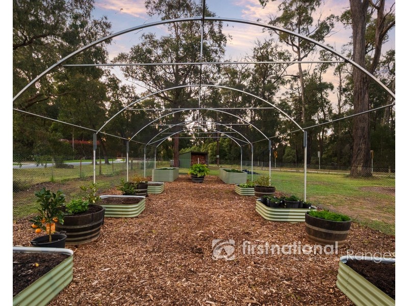 31 Bailey Road, Cockatoo VIC 3781
