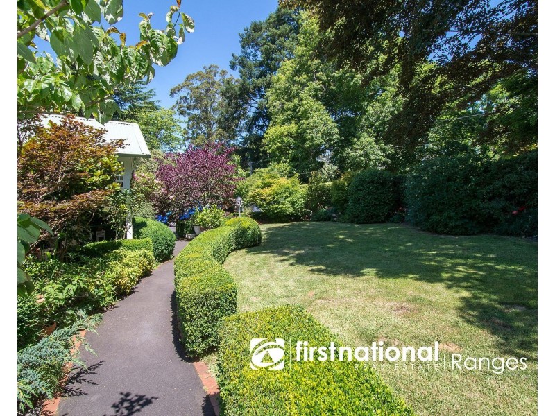 13 The Crescent, Sassafras VIC 3787