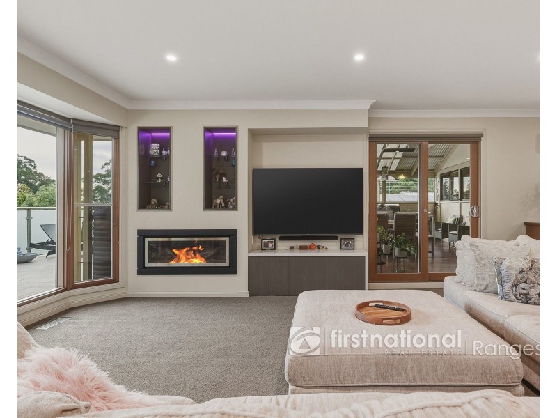 5 Woodlands Avenue, Clematis VIC 3782