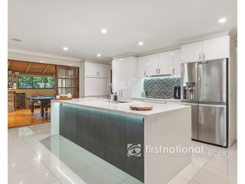 5 Woodlands Avenue, Clematis VIC 3782