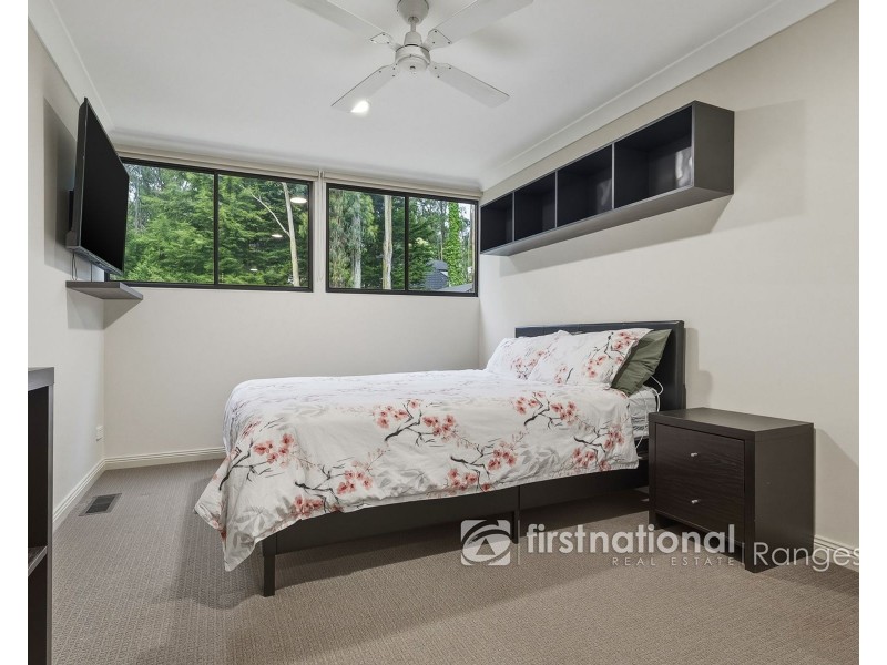 5 Woodlands Avenue, Clematis VIC 3782