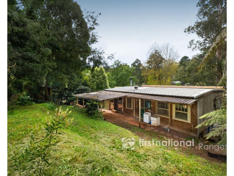 16 Alexander Road, Cockatoo VIC 3781