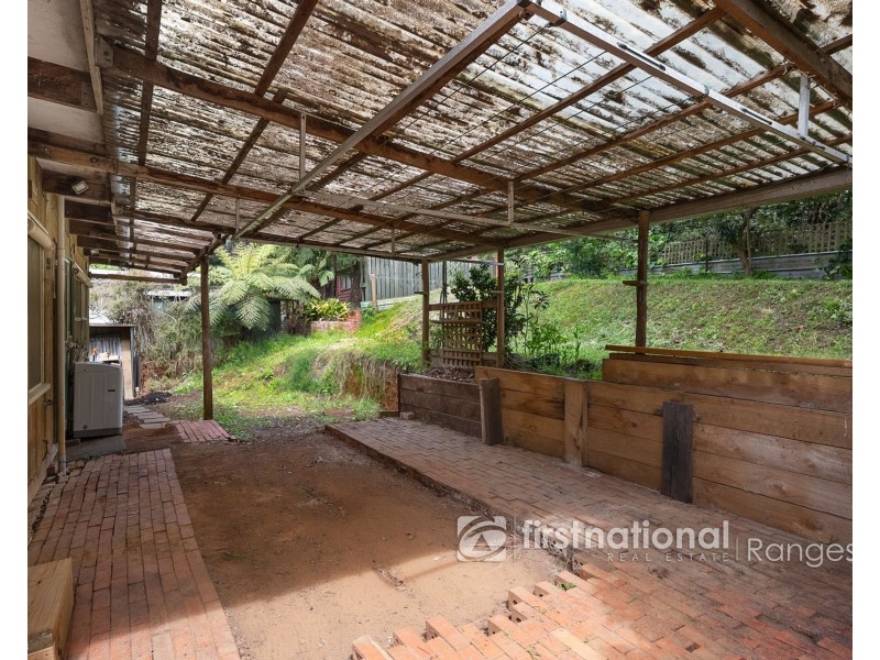 16 Alexander Road, Cockatoo VIC 3781