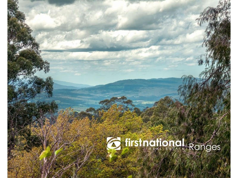 12 Yarrabee Road, Mount Dandenong VIC 3767