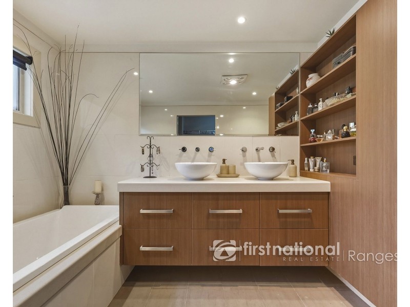 3 Sayers Road, Upwey VIC 3158