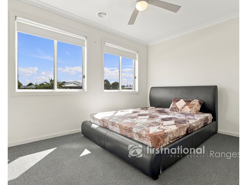 15 Laruso Lane, Wollert VIC 3750