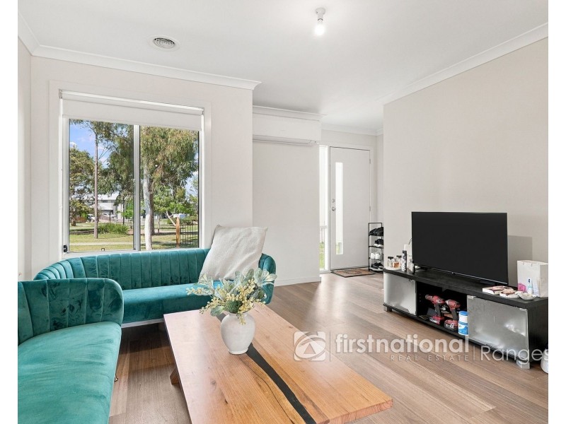 15 Laruso Lane, Wollert VIC 3750