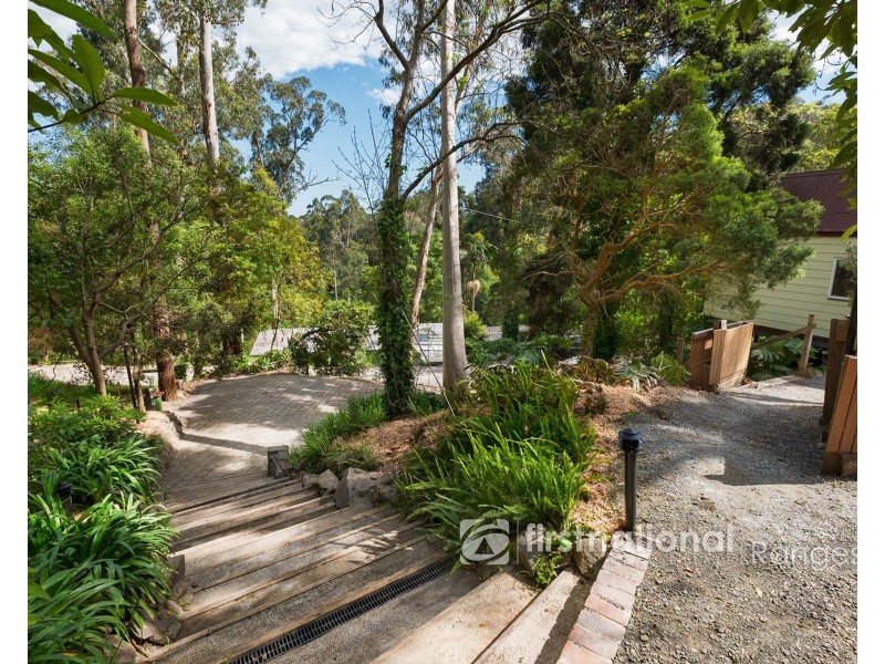 11 Dalkeith Crescent, Belgrave VIC 3160