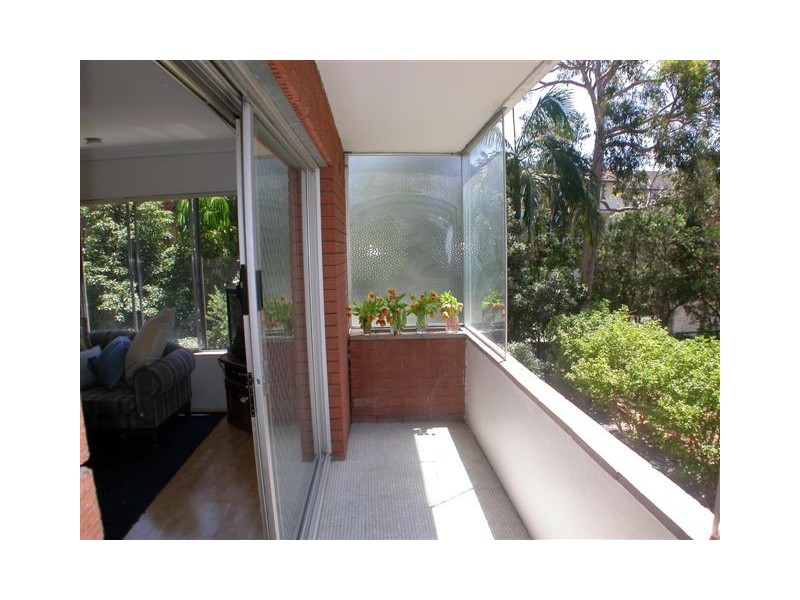 8/16 Avon Road, Dee Why NSW 2099