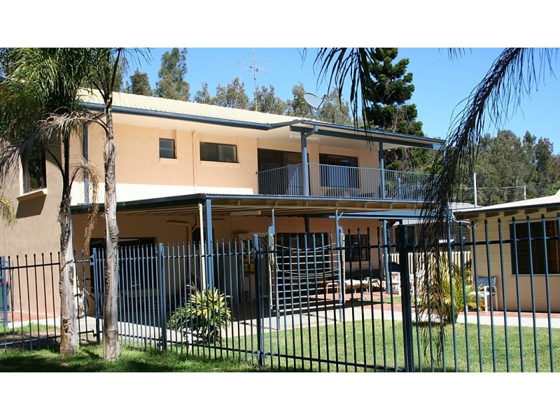 42 Albatross Ave, Hawks Nest NSW 2324