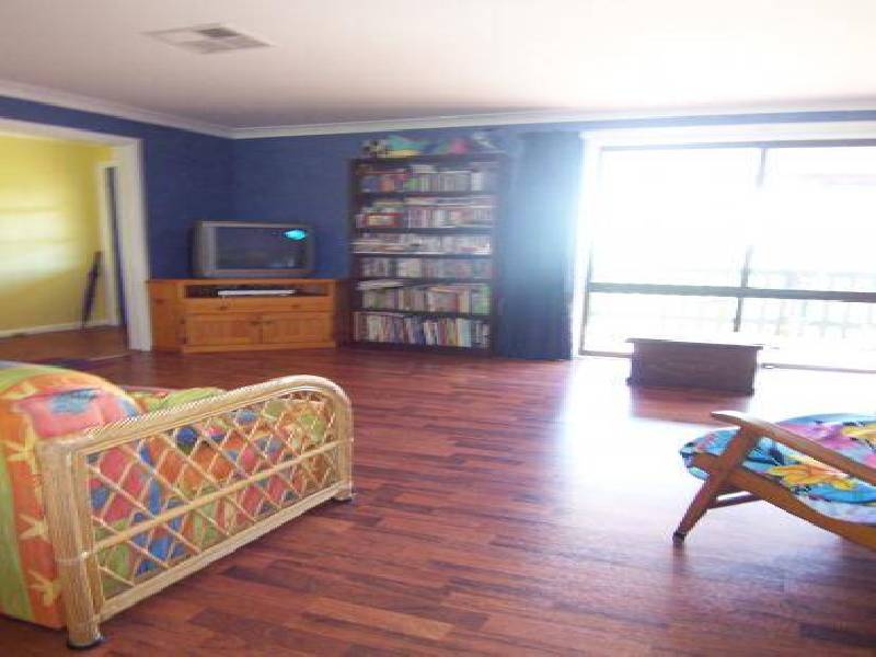 6 Myall Street, Tea Gardens NSW 2324