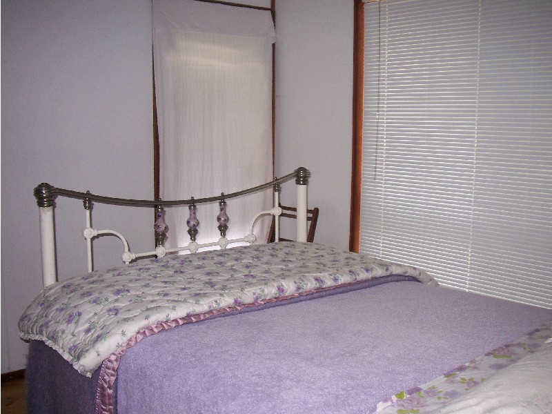 18  BOONER ST, Hawks Nest NSW 2324