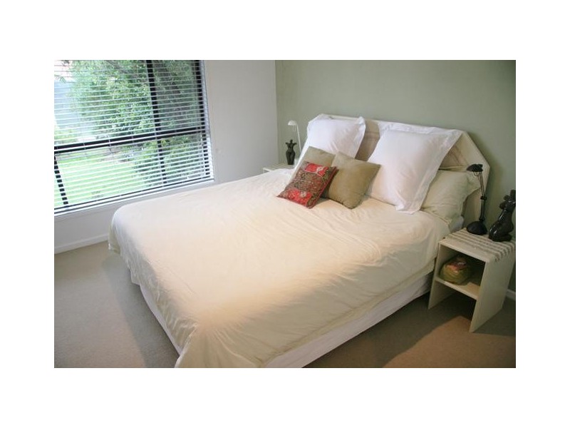 35 Albatross Ave, Hawks Nest NSW 2324