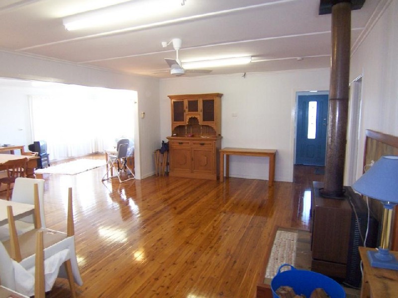 7 Curlew Cres, Pindimar NSW 2324