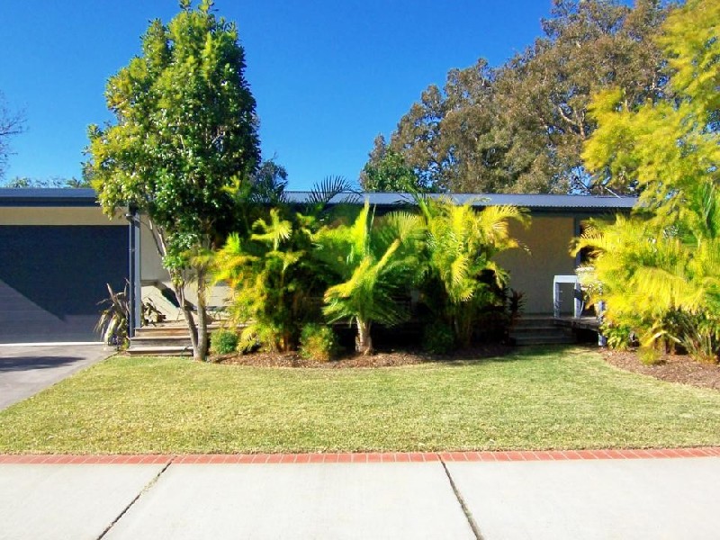 29 Coupland Ave, Tea Gardens NSW 2324