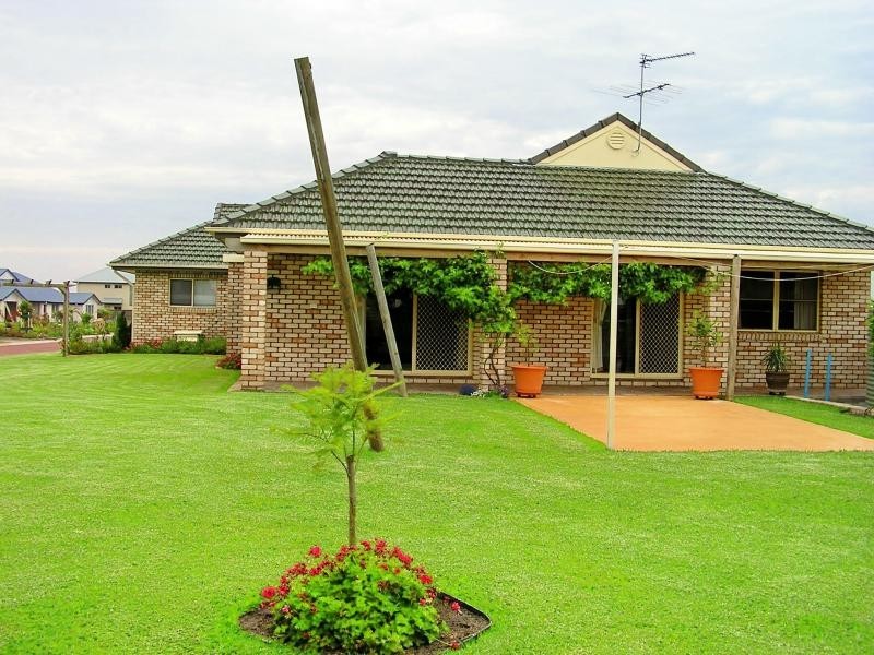 7 Sanctuary Close, Tea Gardens NSW 2324