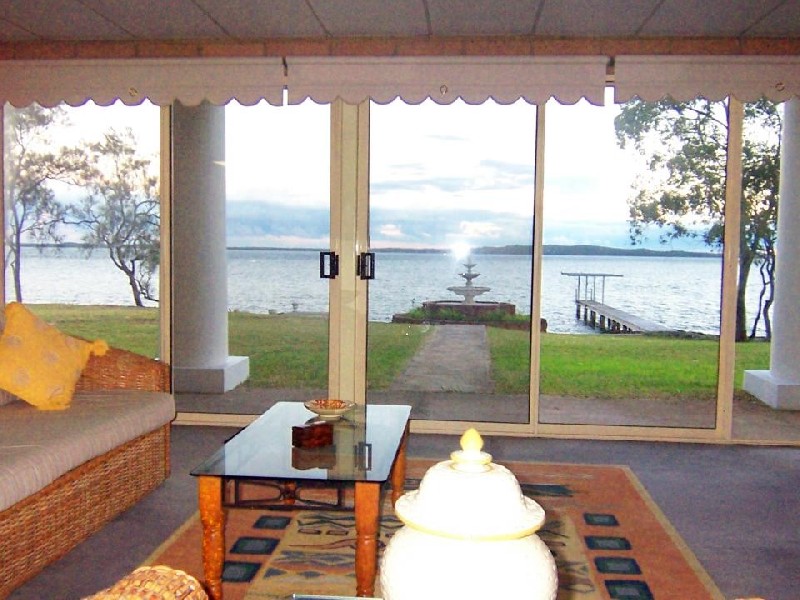 18 The Esplanade, North Arm Cove NSW 2324