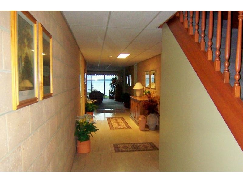 18 The Esplanade, North Arm Cove NSW 2324