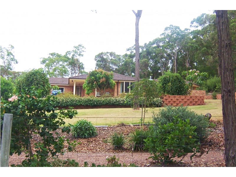 4 Boondelbah Road, Tea Gardens NSW 2324