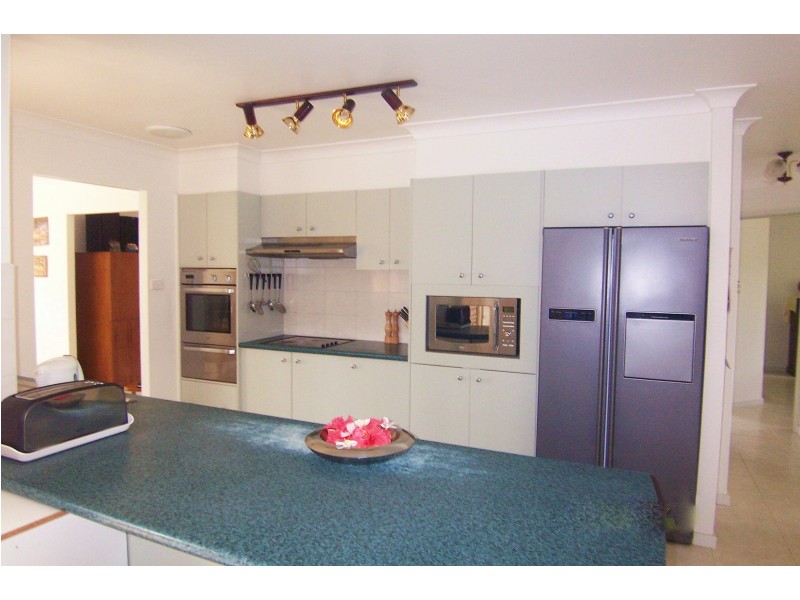 4 Boondelbah Road, Tea Gardens NSW 2324